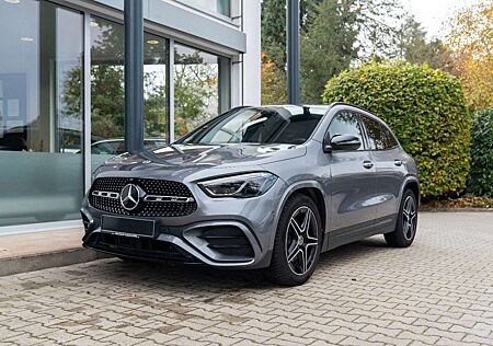 Mercedes-Benz GLA 200 / NIGHT PAKET/ MULTIBEAM/ PREMIUM