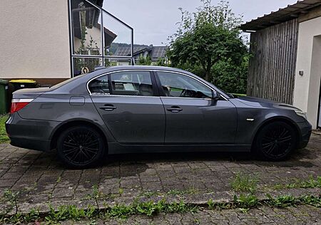 BMW 525i 525