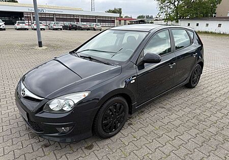 Hyundai i30 1.4 Edition Plus 1.Hand Klima TÜV neu