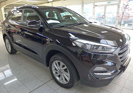 Hyundai Tucson blue 2WD - 1.HAND - NAVI - KLIMAAUTOMATIK