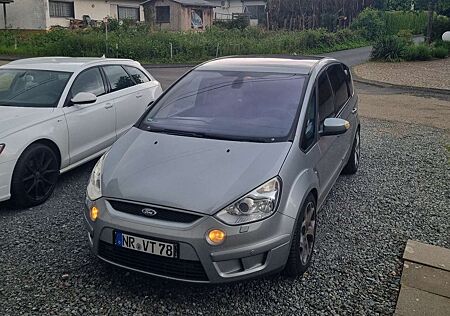 Ford S-Max 2.0 TDCi DPF Titanium