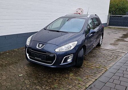 Peugeot 308 HDi FAP 110 EGS6 Premium