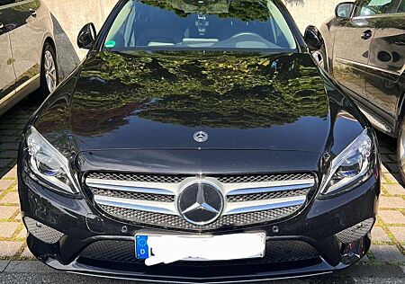 Mercedes-Benz C 220 d Executive 4matic auto
