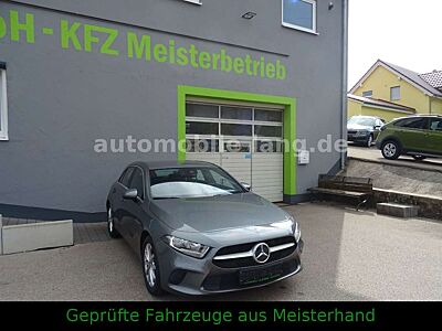 Mercedes-Benz A 200 #SHZ #PDC #NAVI
