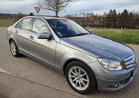 Mercedes-Benz C 180 CGI Automatik BlueEFFICIENCY Elegance