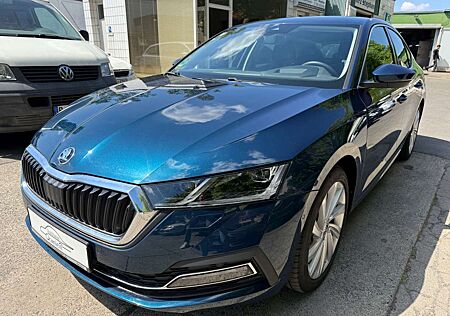 Skoda Octavia Lim. First Edition 1.BESITZ,HUD,STANDH.