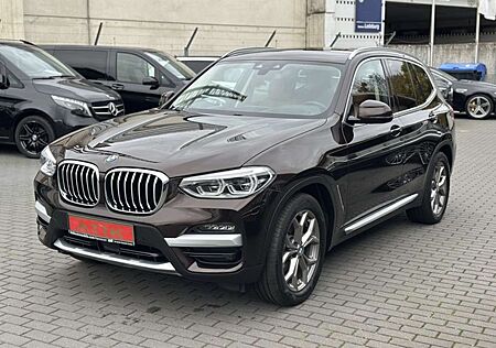 BMW X3 xDrive 20 d xLine ACC AHK HEAD-UP LED R.CAM