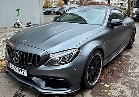 Mercedes-Benz C 63 AMG AMG C 63 Coupe S AMG Speedshift 7G-MCT Edition 1