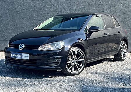 VW Golf Volkswagen VII Lim. DSG Navi SHZ ACC Aut.-Einparkass.