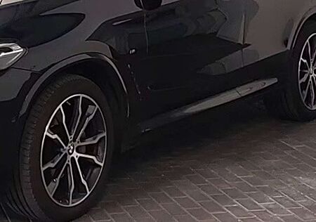 BMW X3 xDrive30d M SPORT Pano AHK STHZ 20" HUD Garantie