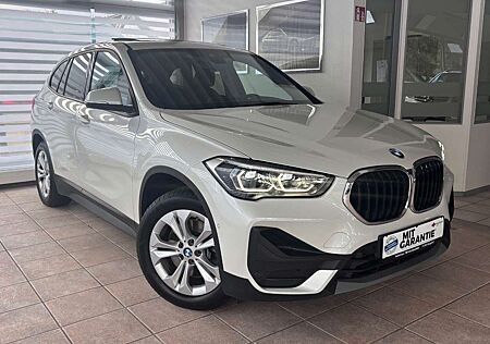 BMW X1 xD25e PANO KAMERA HeadUp LEDER Unfallfrei