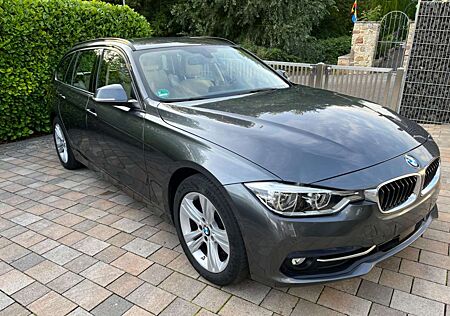 BMW 320 d SP Line Leder NavPR A.LED HUD Pano Hifi ACC