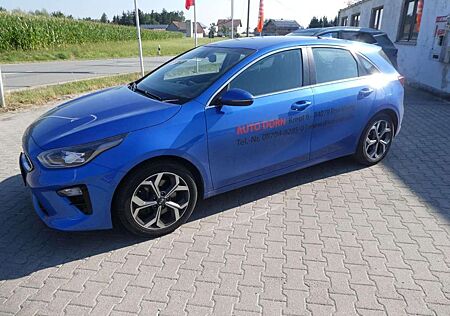 Kia Cee'd Ceed / 1.4 T-GDI OPF Spirit