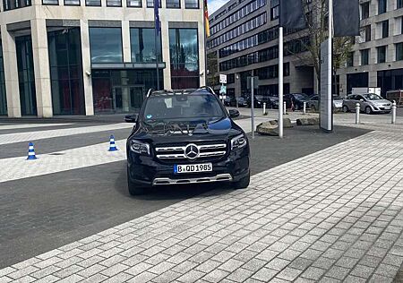 Mercedes-Benz GLB 220 d 8G-DCT