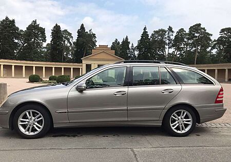 Mercedes-Benz C 180 KOMPRESSOR T Automatik Elegance