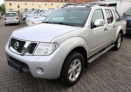 Nissan Navara Double Cab V6 4x4 *AHK*Gepflegt*