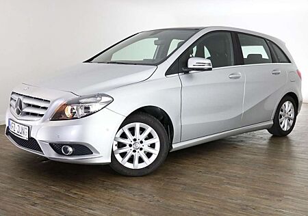 Mercedes-Benz B 180 CDI*Pano*Kamera*AHK*2.Hand*Sitzhz*
