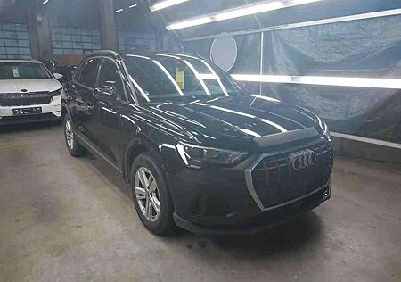 Audi Q3 35 TDI basis*NAVI*KAMERA*AHK*