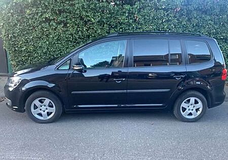 VW Touran Volkswagen