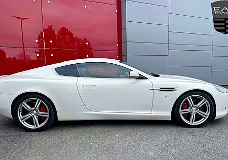 Aston Martin DB9 Coupe Touchtronic, 6.0 V12, Perlweiß Leder Red