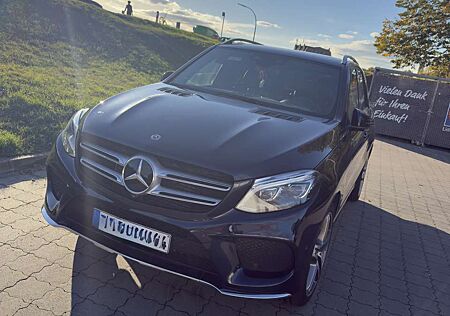 Mercedes-Benz GLE 350 gebraucht kaufen Mercedes-Benz GLE 350 d 4Matic 9G-TRONIC AMG Line