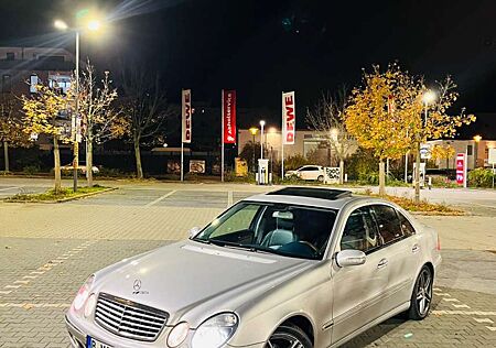 Mercedes-Benz E 200 Kompressor Automatik Classic Sport Edition