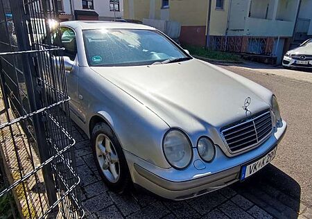 Mercedes-Benz 200 CLK