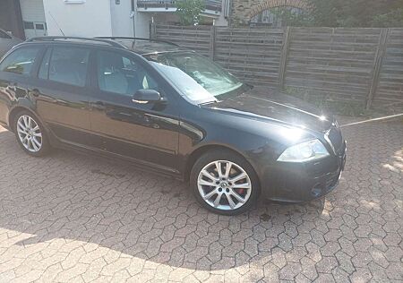 Skoda Octavia Combi 2.0 TDI DPF RS