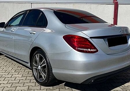 Mercedes-Benz C 180 CGI