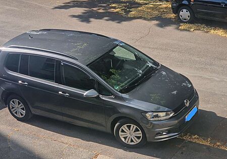 VW Touran Volkswagen 2.0 TDI SCR (BlueMotion Technology) DSG Comfortlin