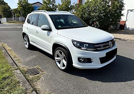 VW Tiguan Volkswagen 1.4 TSI DSG BlueMotion Technology Sport & Style