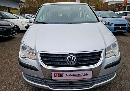 VW Touran Volkswagen Conceptline