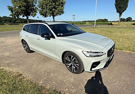 Volvo V60 B4 B Geartronic RDesign
