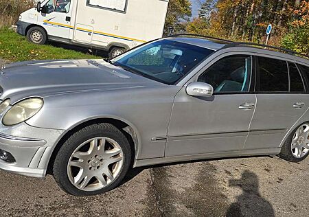 Mercedes-Benz E 320 T 4Matic (211.282)