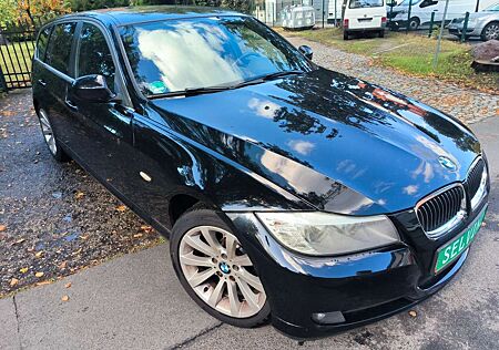 BMW 330 d Touring xDrive-Standheizung-Leder-