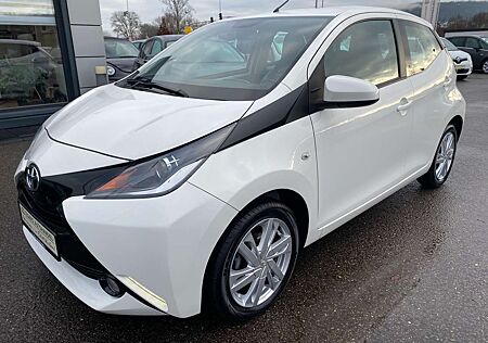 Toyota Aygo X 1.0 x-play touch 5trg LED Navi Kamera Bergassist