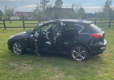 Infiniti EX30 EX30d AWD Aut. Black Premium