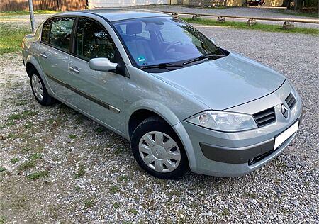 Renault Megane 1.6 16V Luxe Privilege