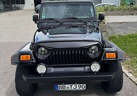 Jeep Wrangler 4.0 Sport im Auftrag Privatverkauf