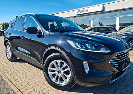 Ford Kuga Titanium 4x4 Autom. Navi Winterp. 2xKamera