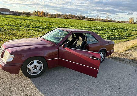 Mercedes-Benz E 320 C