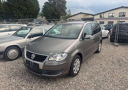 VW Touran Volkswagen United 1.9TDI |NAVI|7-SITZE|TÜV|