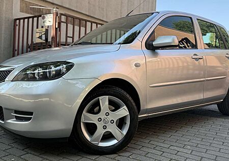 Mazda 2 1.4 Active Automatik Klima Tüv Neu Garantie
