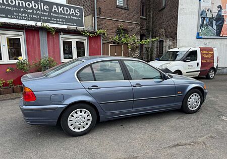 BMW 320i 320