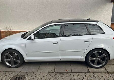 Audi A3 1.8 TFSI Sportback S tronic Ambition Panoramadach