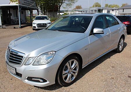 Mercedes-Benz E 250 CGI BE Lim.*AVANTGARDE*NAVI/COMAND*SD*ALU*
