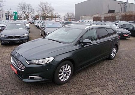 Ford Mondeo Turnier, AHK NAVI Allwetter Park Ass.