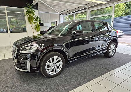 Audi Q2 design*S-LINE*SHZ*AHK*LED*NAVI*TÜVNEU