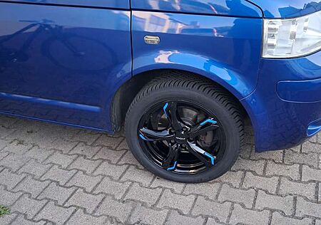 VW T5 Multivan Volkswagen Transporter T5 TDI Autm.