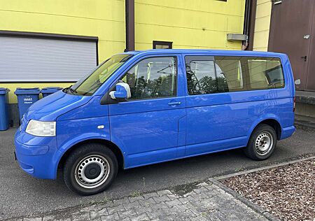 VW T5 Caravelle Volkswagen Kurz (7.Si.)